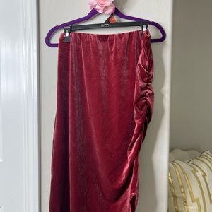 Velvet skirt